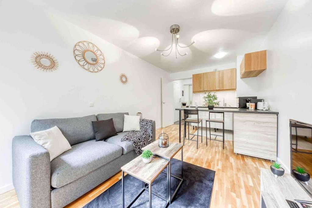 Appartement Moderne, Metro 7, Parking Et Jardin Villejuif Exterior photo