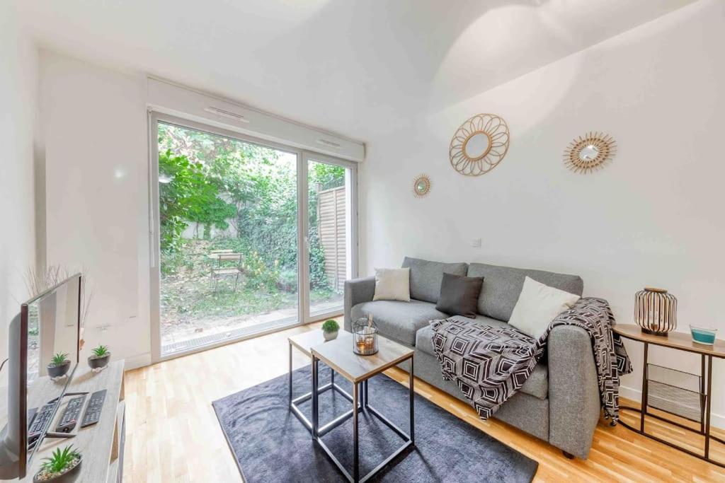 Appartement Moderne, Metro 7, Parking Et Jardin Villejuif Exterior photo